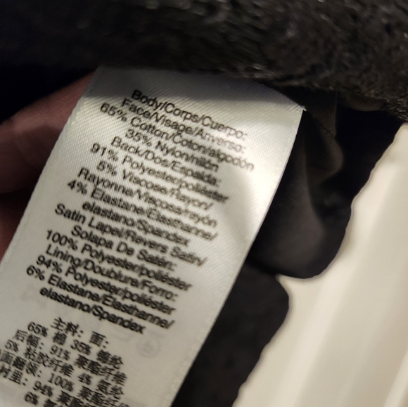 DKNY Contrast Collar Blazer - Picture 7 of 7